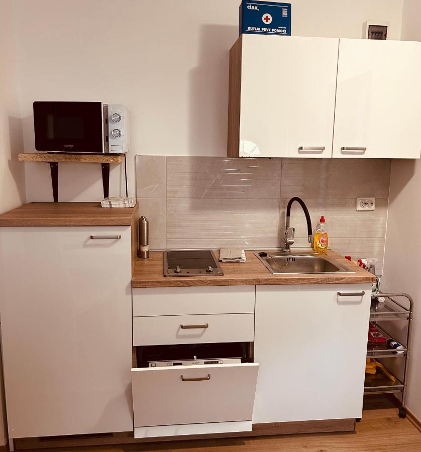Apartment In Time Sesvete Luaran gambar