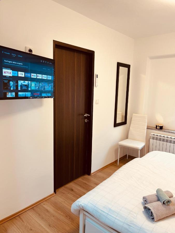 Apartment In Time Sesvete Luaran gambar